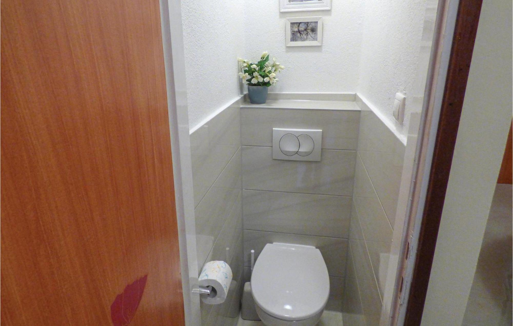 Beautiful Apartment In Omis With Wifi Exteriör bild