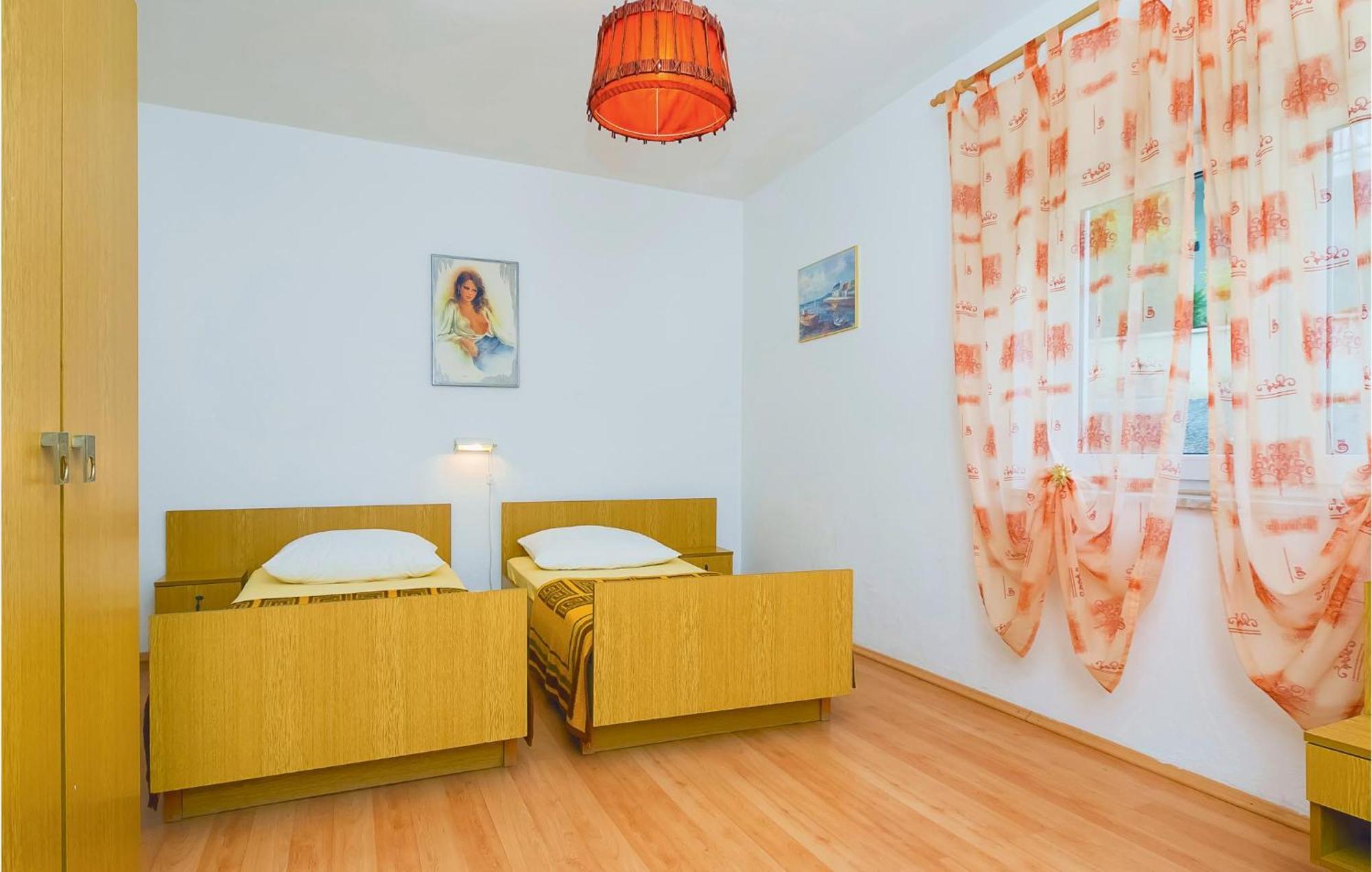 Beautiful Apartment In Omis With Wifi Exteriör bild